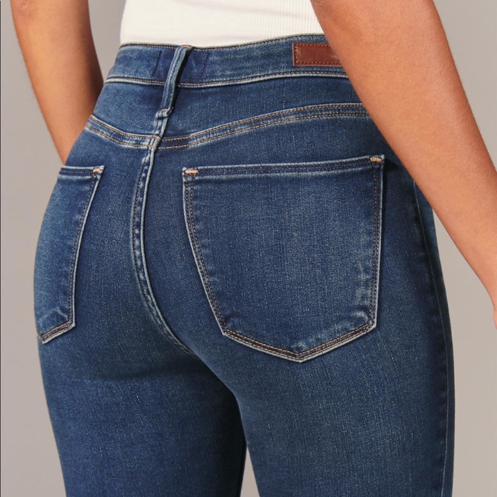 Abercrombie & Fitch jeans - Picture 6 of 13